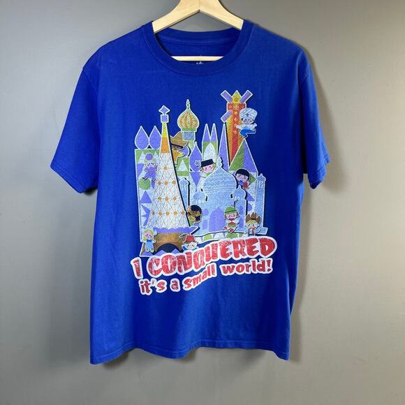 Men’s Disney “I Conquered Its A Small World” T Shirt Size Medium - Picture 1 of 7